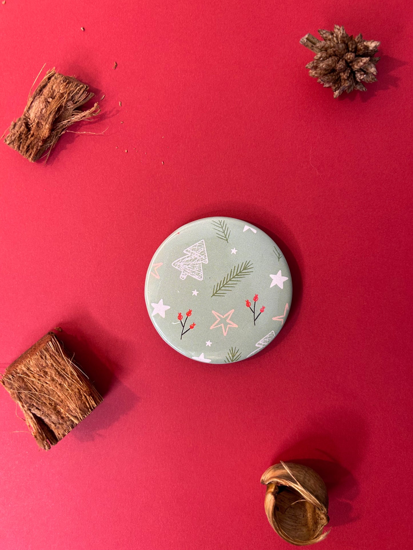 Button bage + fridge magnets